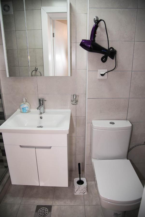 אוהריד Guest House La Baja מראה חיצוני תמונה