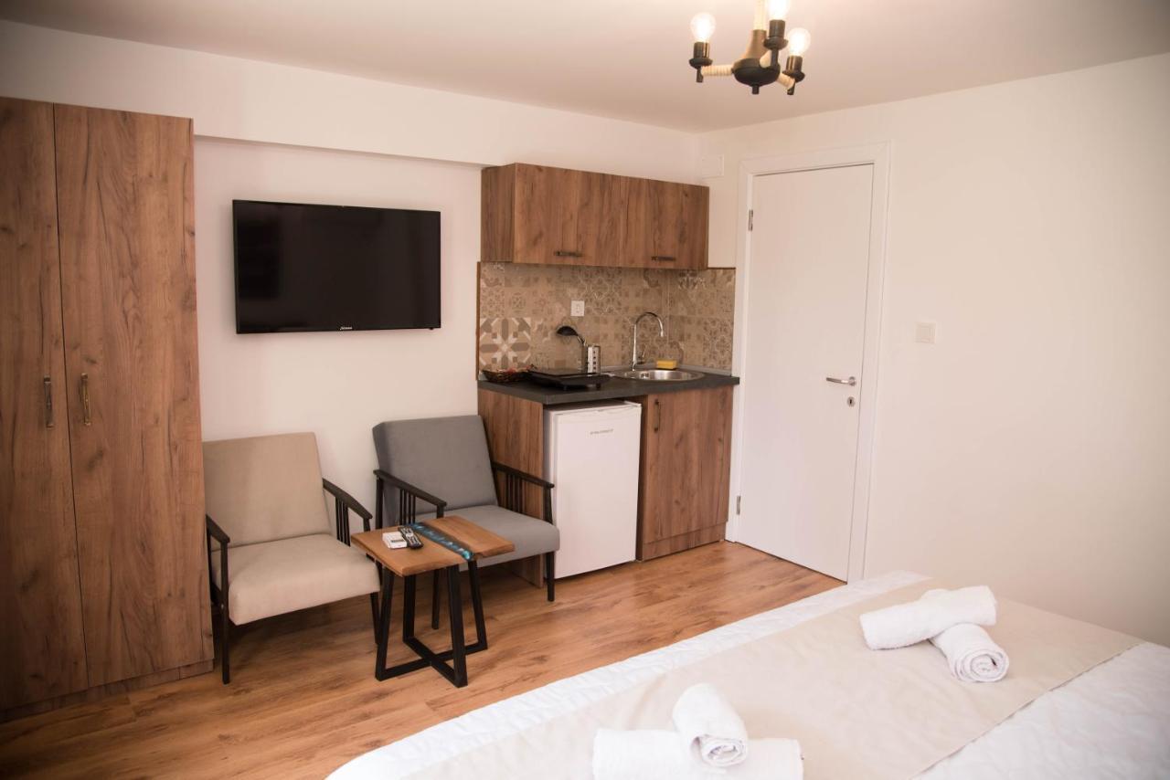 אוהריד Guest House La Baja מראה חיצוני תמונה