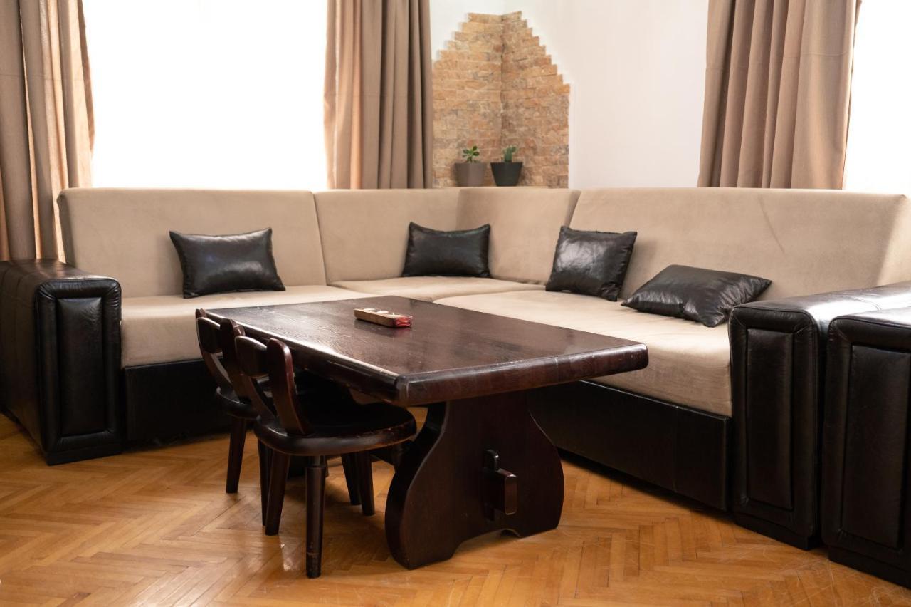 אוהריד Guest House La Baja מראה חיצוני תמונה
