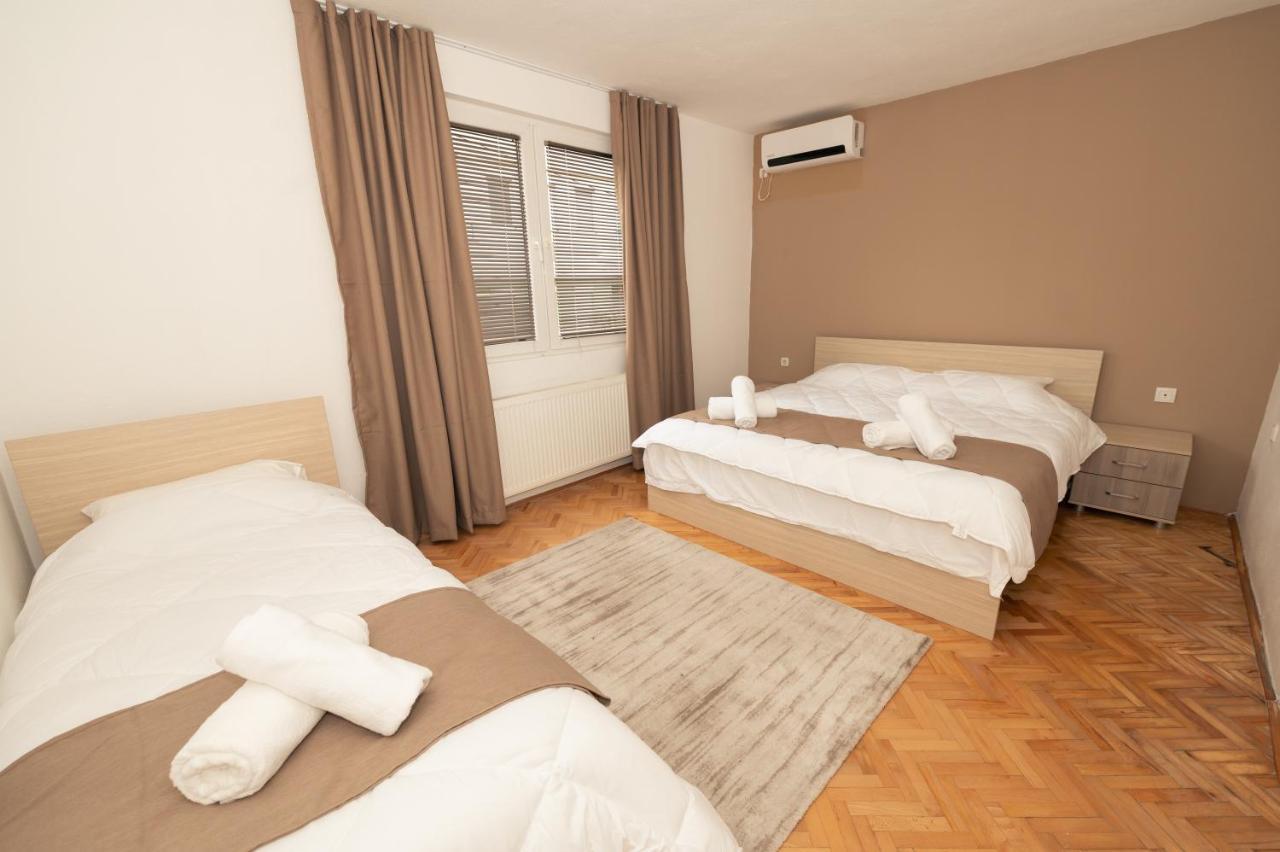 אוהריד Guest House La Baja מראה חיצוני תמונה