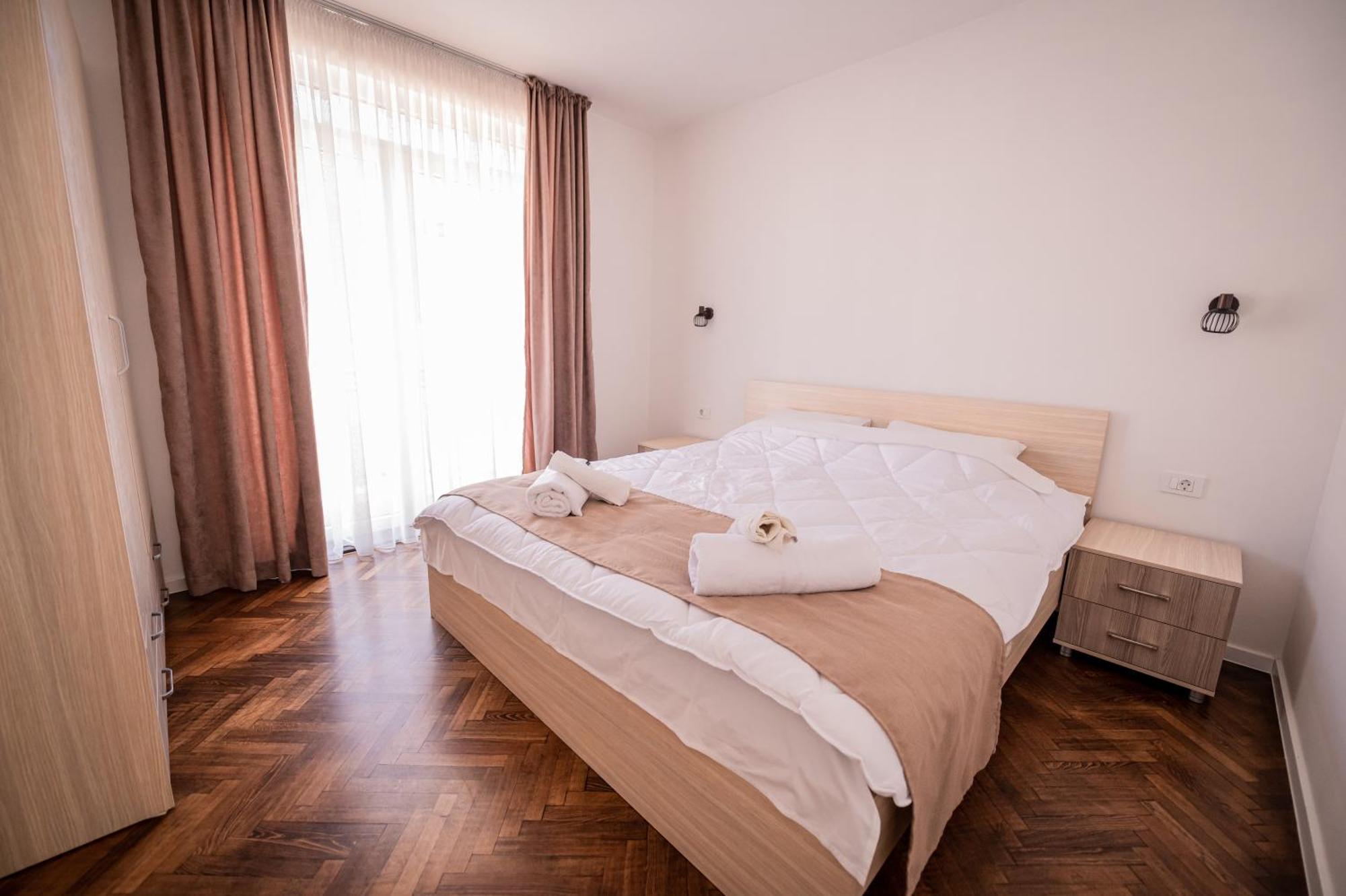 אוהריד Guest House La Baja מראה חיצוני תמונה