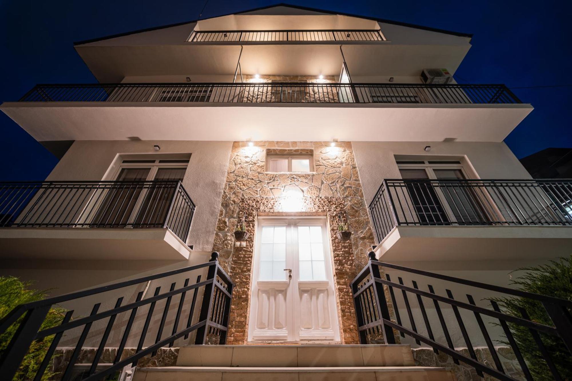 אוהריד Guest House La Baja מראה חיצוני תמונה